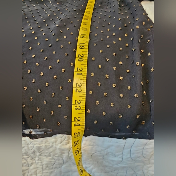 Vince Camuto Elegant Black and Gold Polka Dot Women's Top Size Large - Picture 9 of 9